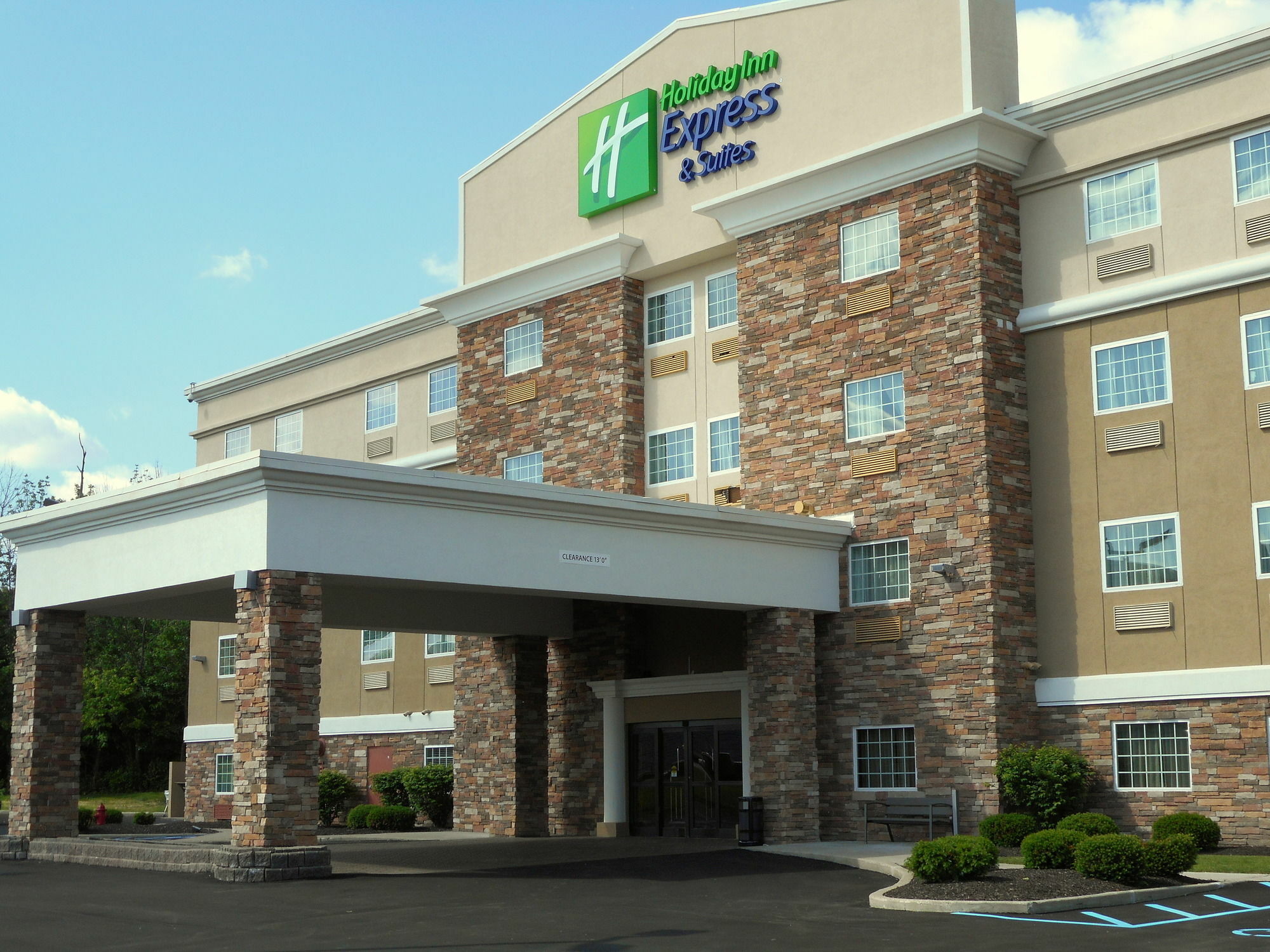 Holiday Express & North - Westfield By Ihg Carmel